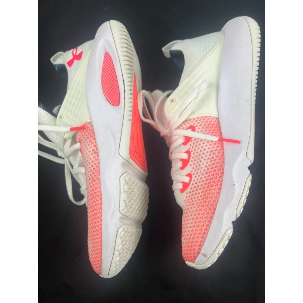 Women's Under Armour HOVR Rise Lace Up Training Shoes Size 9.5 Peach White EUC